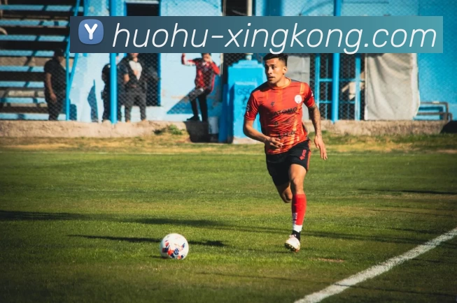 鹈鹕后卫杰登斯普林格以场均29分14板成功留队展现潜力与决心